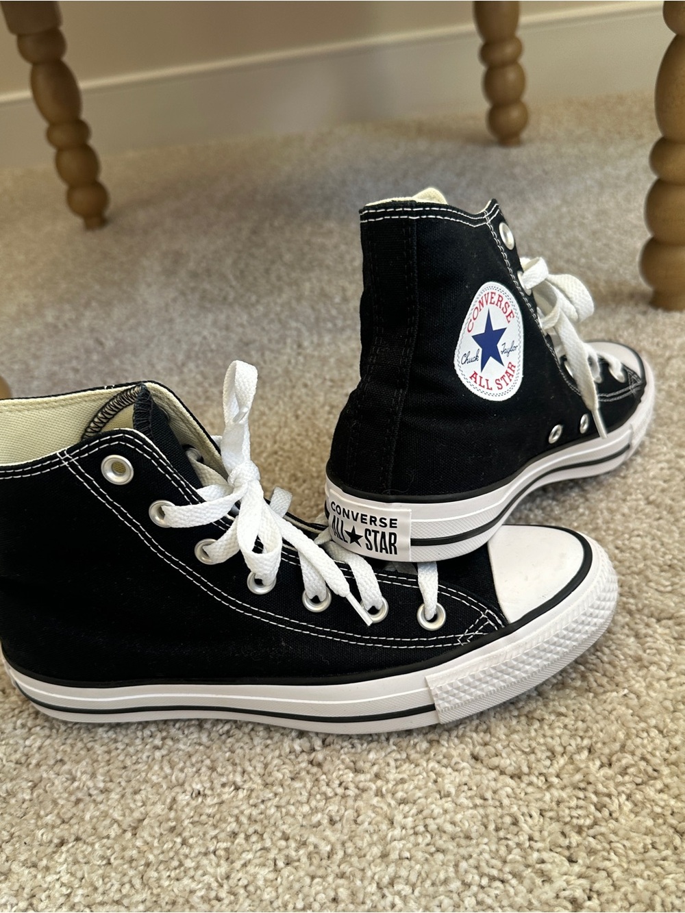 Converse Chuck Taylor All Star
High Top Black/White
Sneakers Women's 8 Men's 6 - Picture 11 of 12